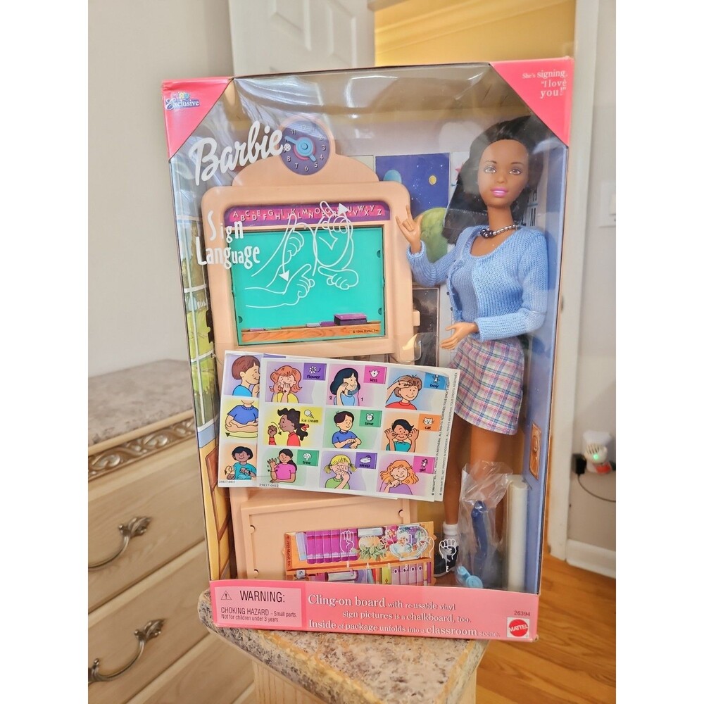 Vintage 1999 Sign Language Barbie African American AA #26394 New Sealed READ